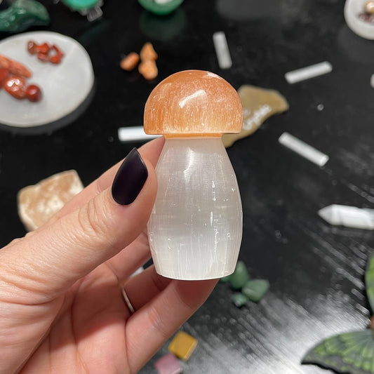 Selenite Mushroom